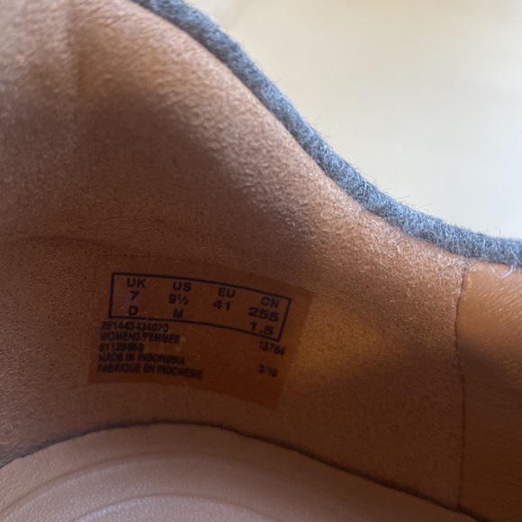 Clark’s Unstructured Un Maui Lace Sneaker in Grey - Picture 11 of 11